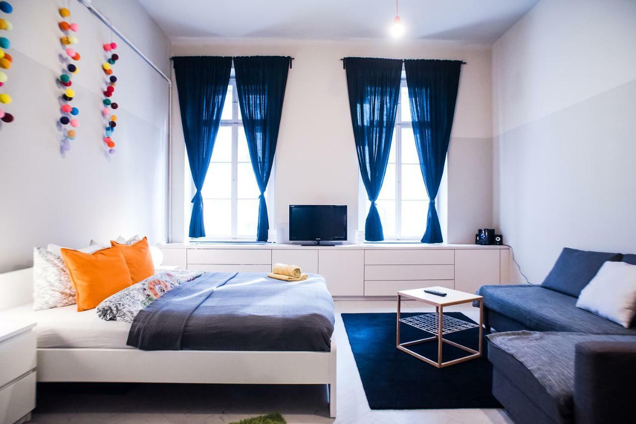 Maximum Downtown - Minimal Feeling Apartment Budapest Exterior photo
